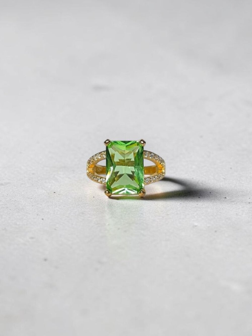 Sterling Silver 925 Gold Plated Emerald Cut Peridot Green CZ Ring Size 7